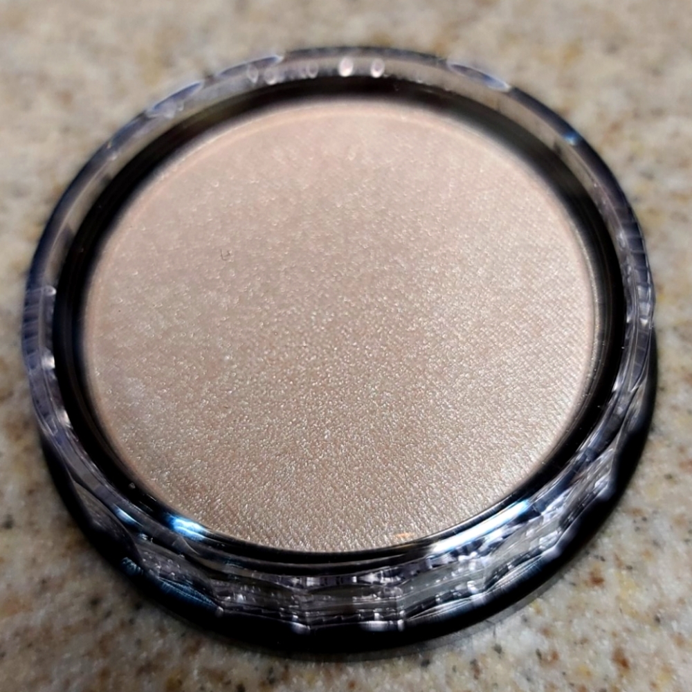 EYE SHADOW MOON 🌙 BEAM